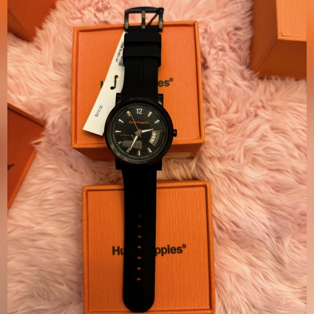 NIB HUSH PUPPIES SILICONE STRAP‎ ANALOG WATCH - Picture 3 of 9